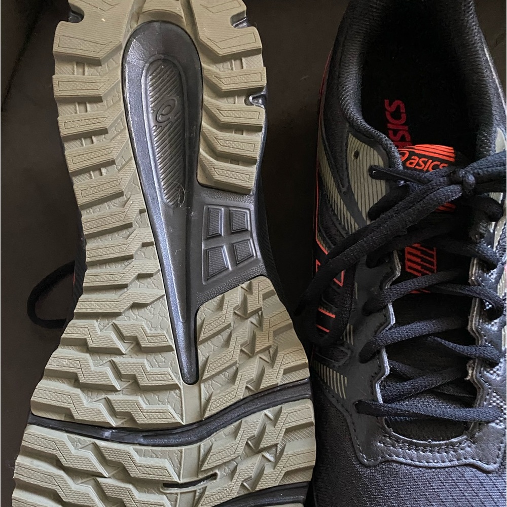Men’s walking sneakers ASICS
